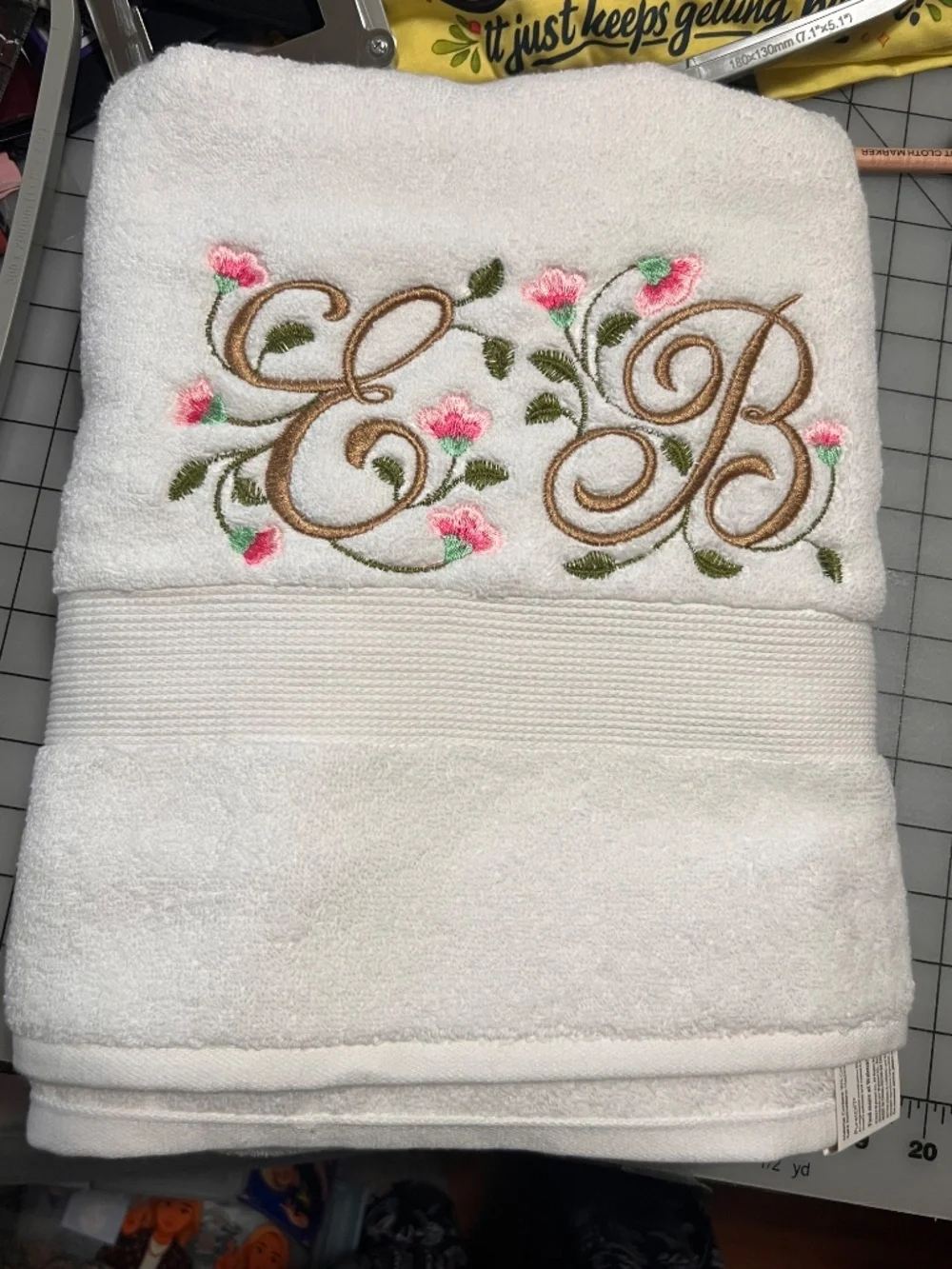 Personalized Embroidered Luxurious Bath Towel set 4 Monogrammed New